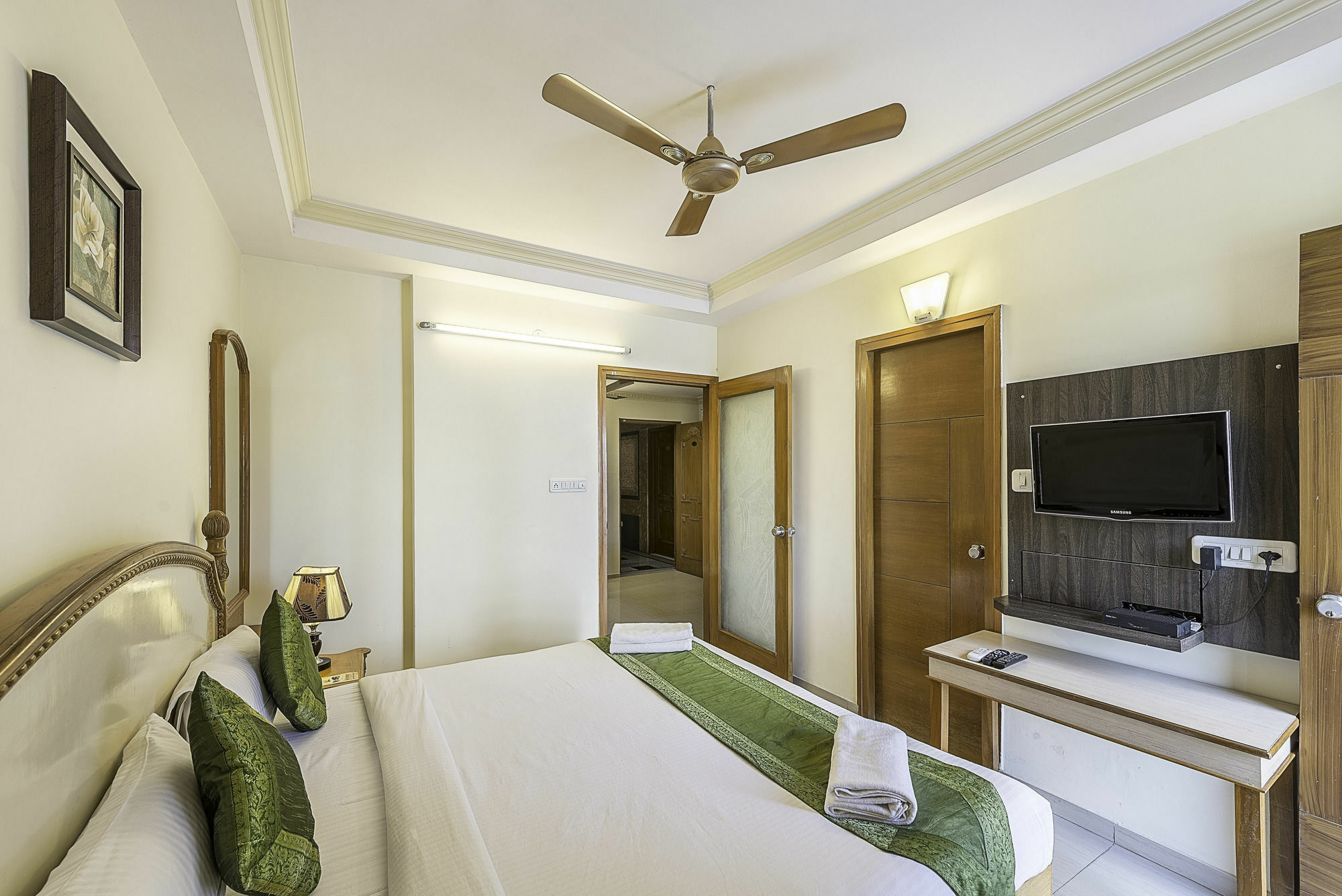 Treebo Trend Woodsvilla Suites Bapu Nagar Jaipur Exterior foto