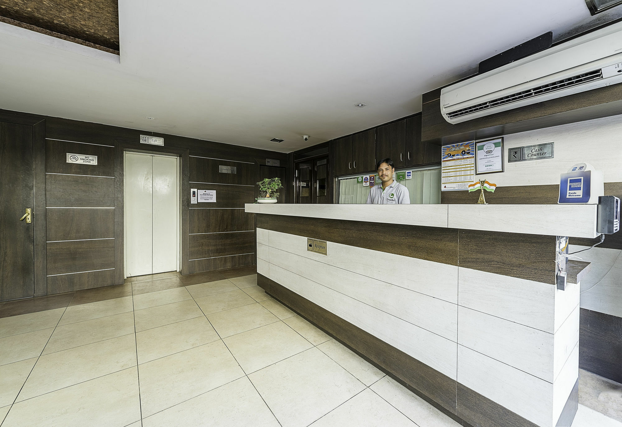 Treebo Trend Woodsvilla Suites Bapu Nagar Jaipur Exterior foto